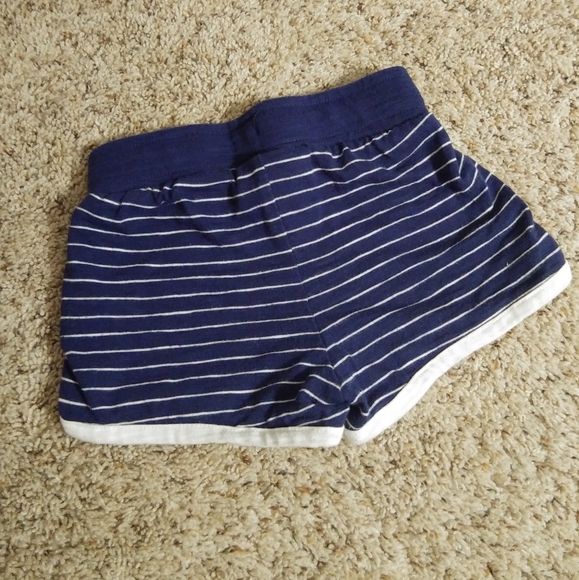 💜Baby girl blue and white striped shorts - Picture 3 of 4